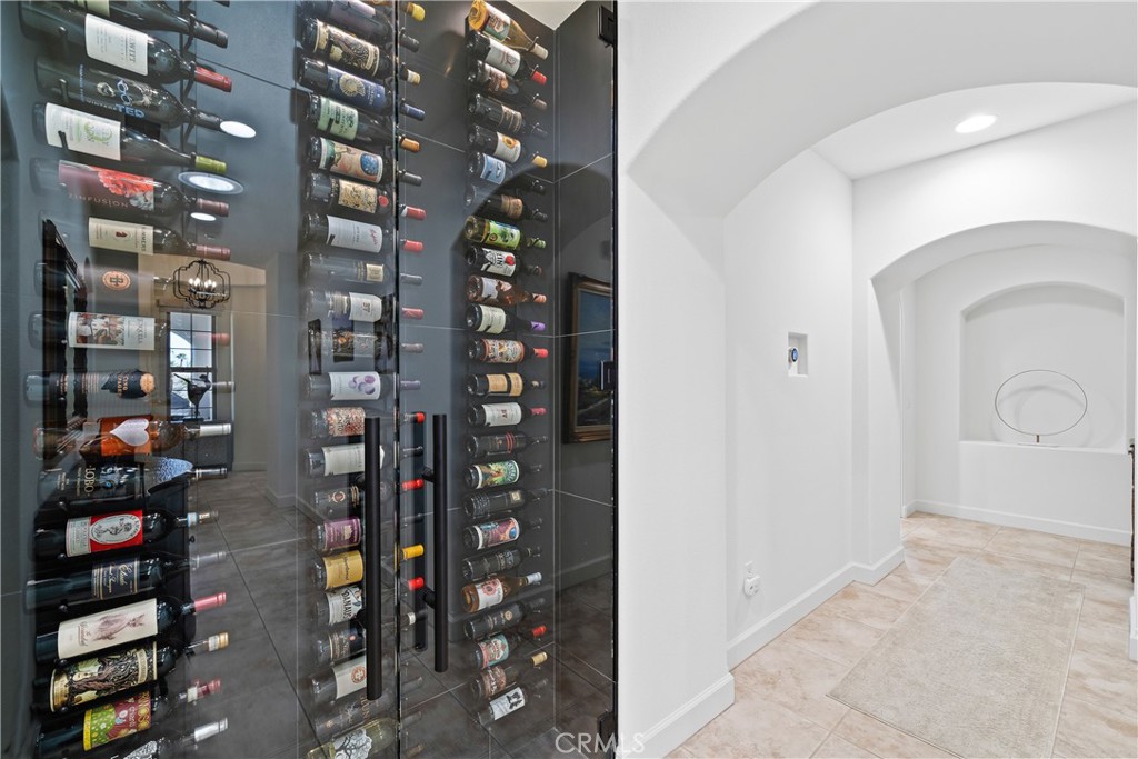 MLS #OC25196870 image #17