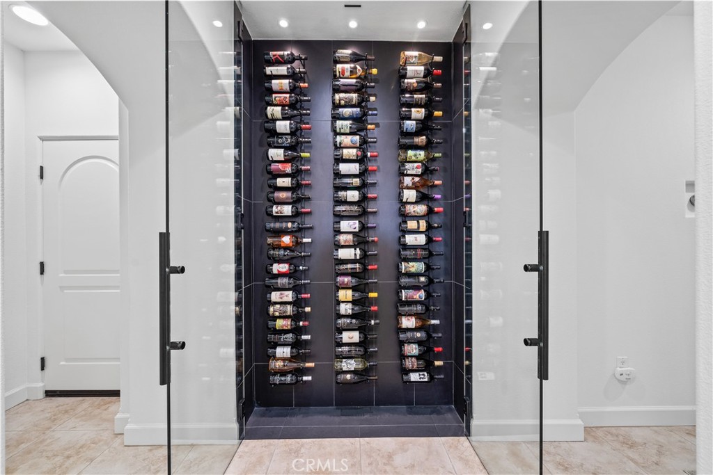 MLS #OC25196870 image #18