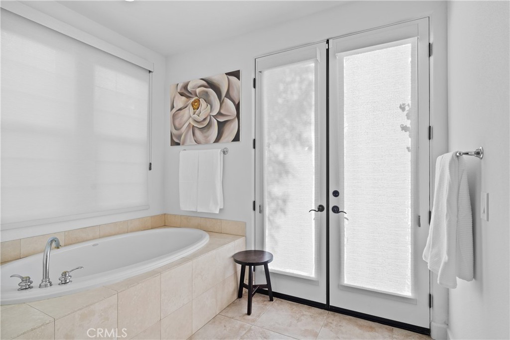 MLS #OC25196870 image #25