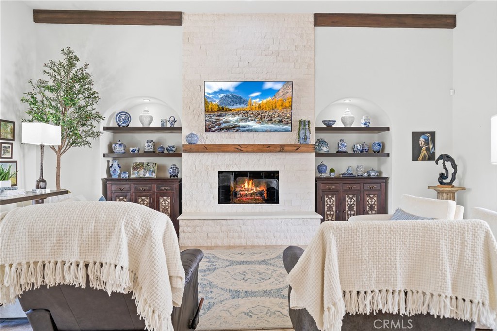 MLS #OC25196870 image #5