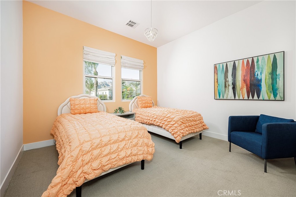 MLS #OC25197715 image #11