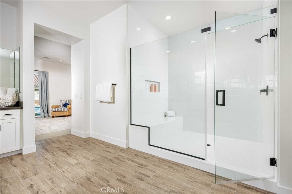 MLS #OC25197715 image #17