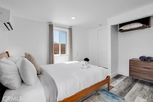 MLS #OC25198381 image #30