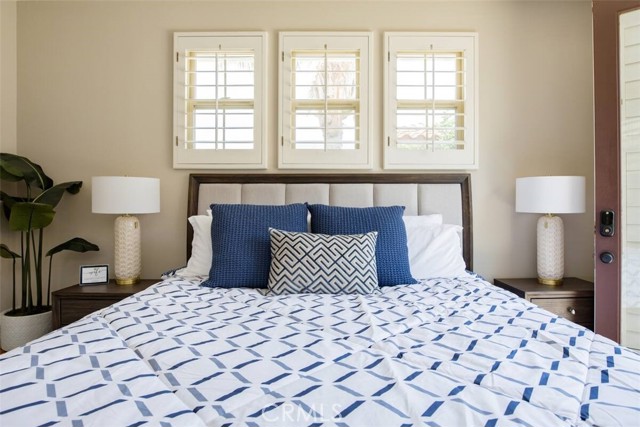 MLS #OC25199620 image #22