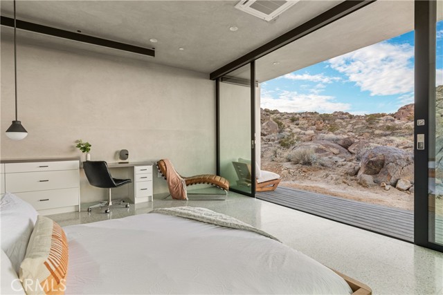 MLS #OC25206390 image #16