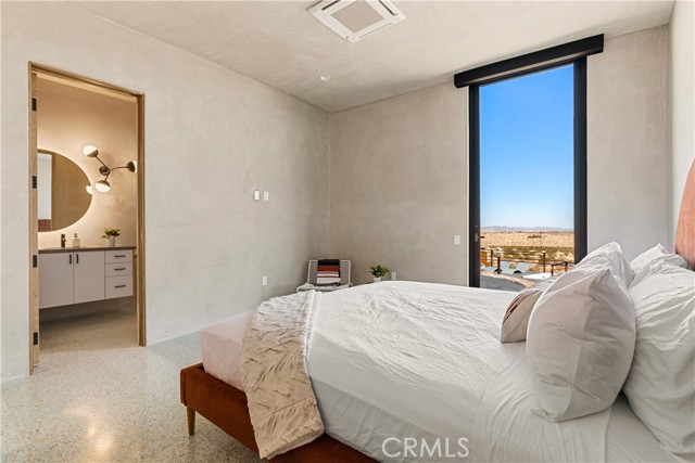 MLS #OC25206390 image #22