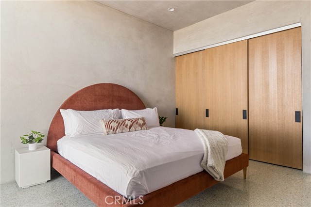 MLS #OC25206390 image #23