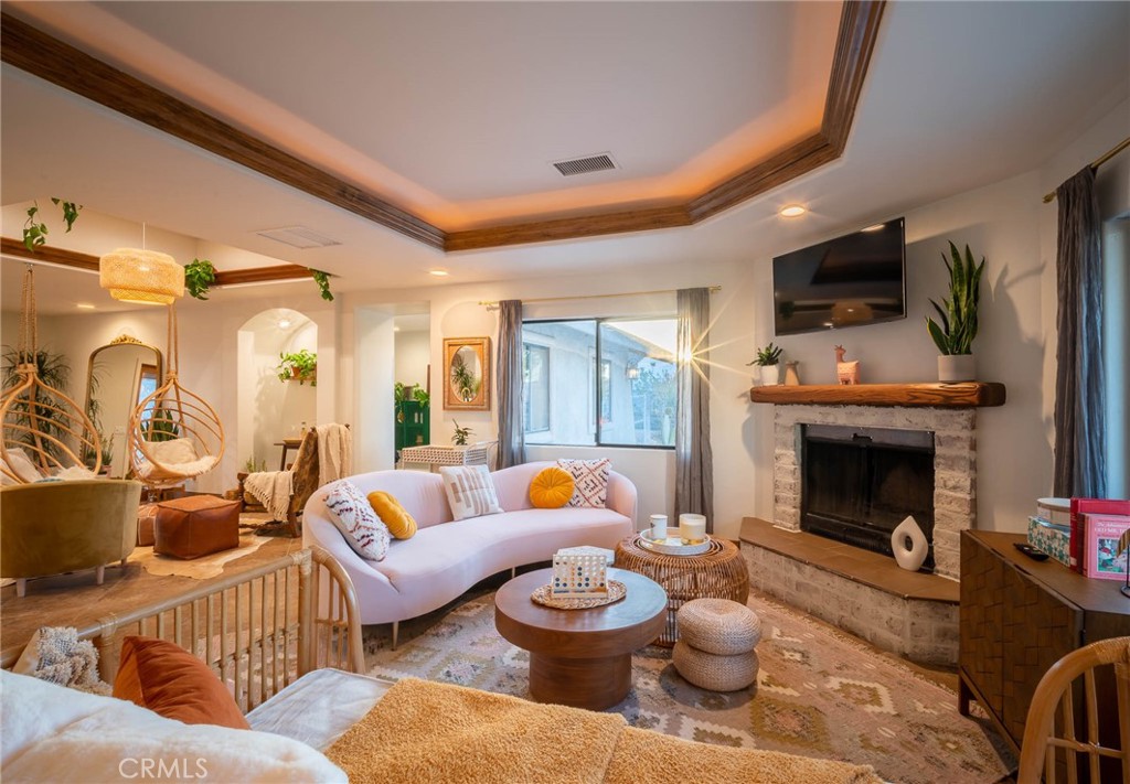 MLS #OC25206683 image #12