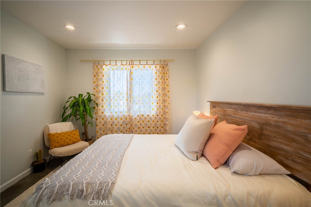 MLS #OC25206683 image #28