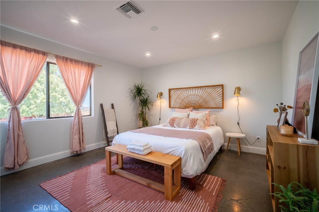 MLS #OC25206683 image #31