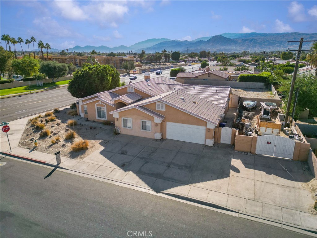 MLS #OC25213991 image #1