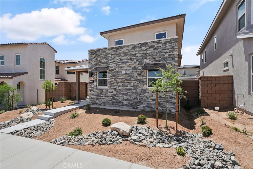 MLS #OC25215245 image #2