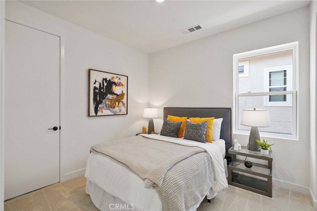 MLS #OC25215245 image #20