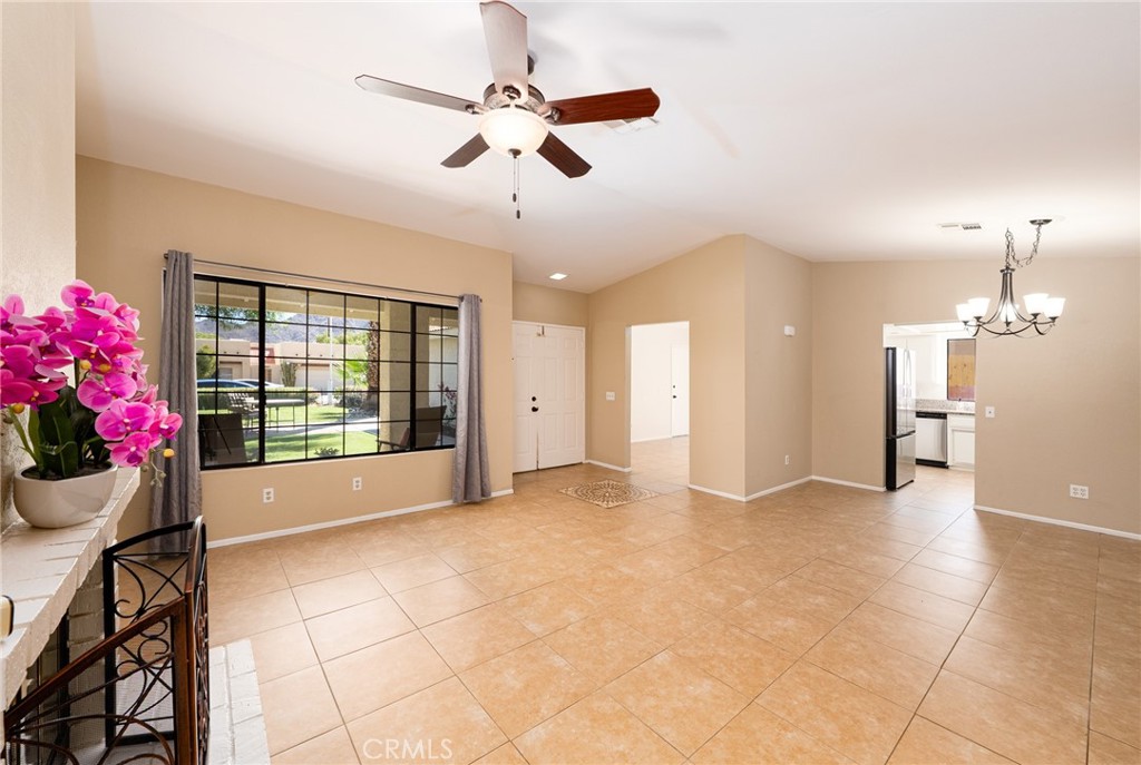 MLS #OC25215875 image #4