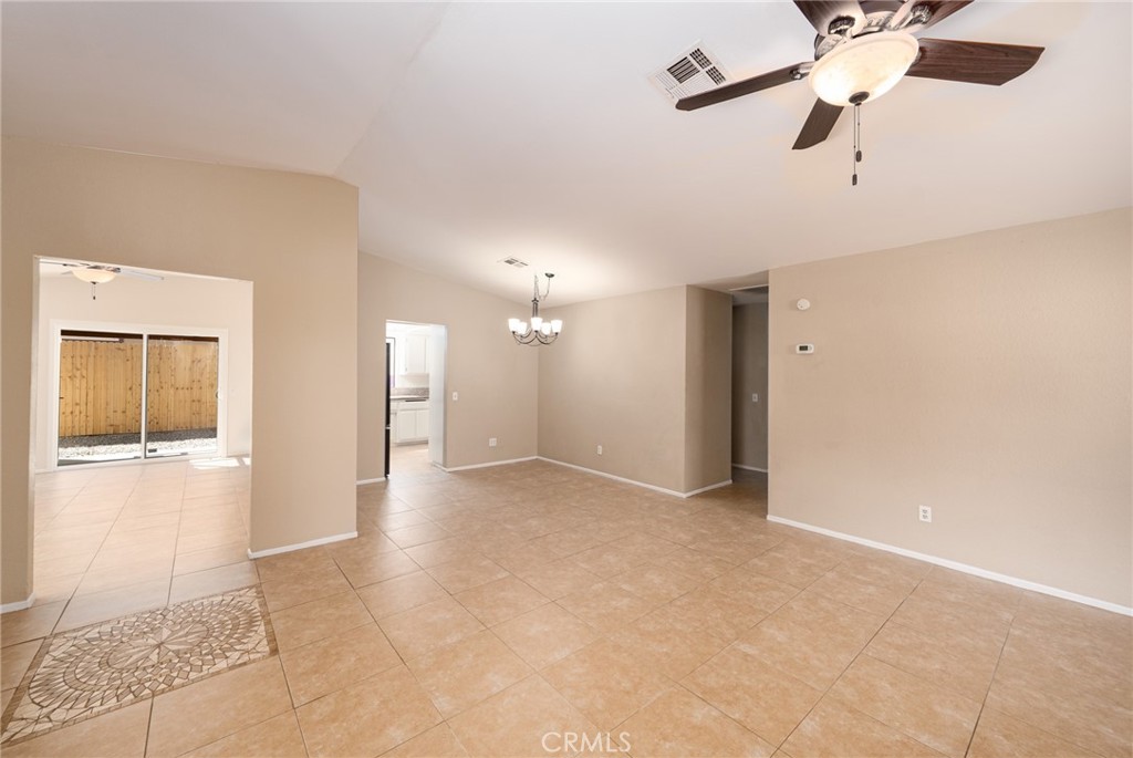 MLS #OC25215875 image #5