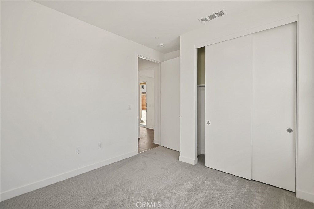 MLS #OC25216344 image #11