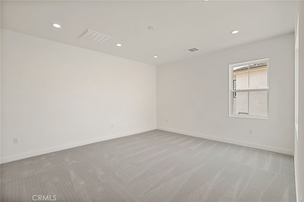 MLS #OC25216344 image #19