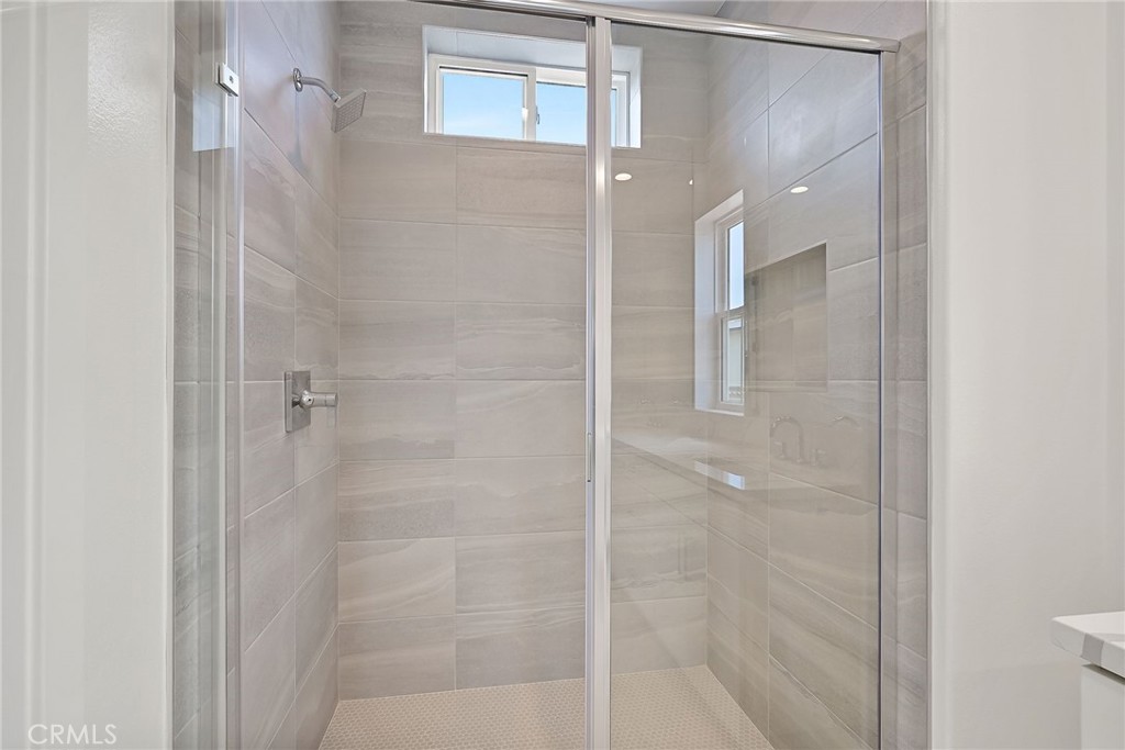 MLS #OC25216344 image #27