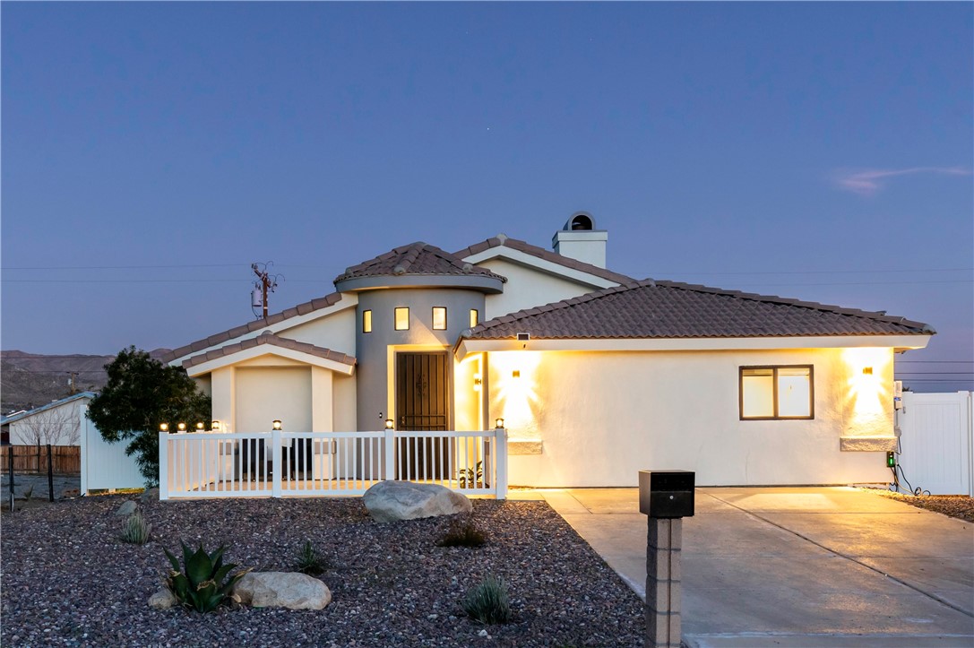 MLS #OC25216695 image #0