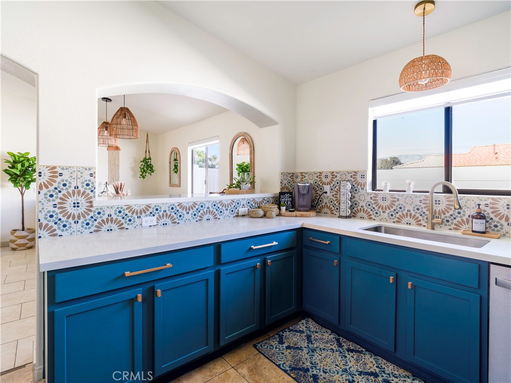 MLS #OC25216695 image #8