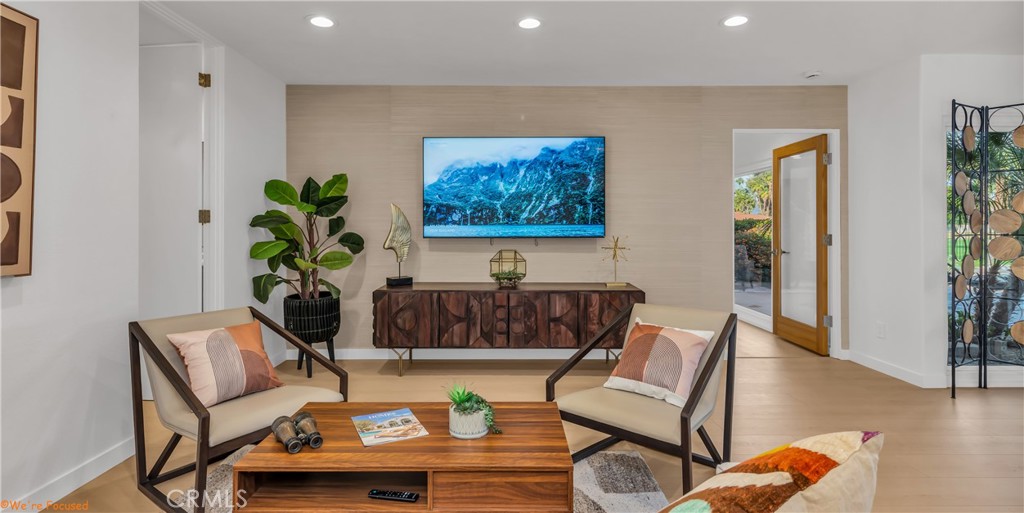 MLS #OC25217303 image #10