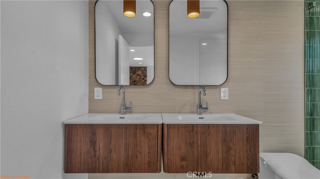 MLS #OC25217303 image #15