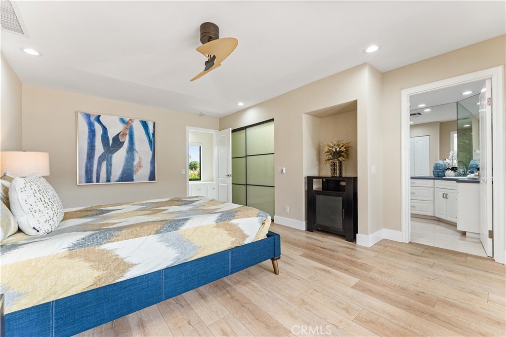 MLS #OC25217924 image #29