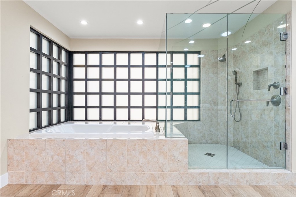 MLS #OC25217924 image #37