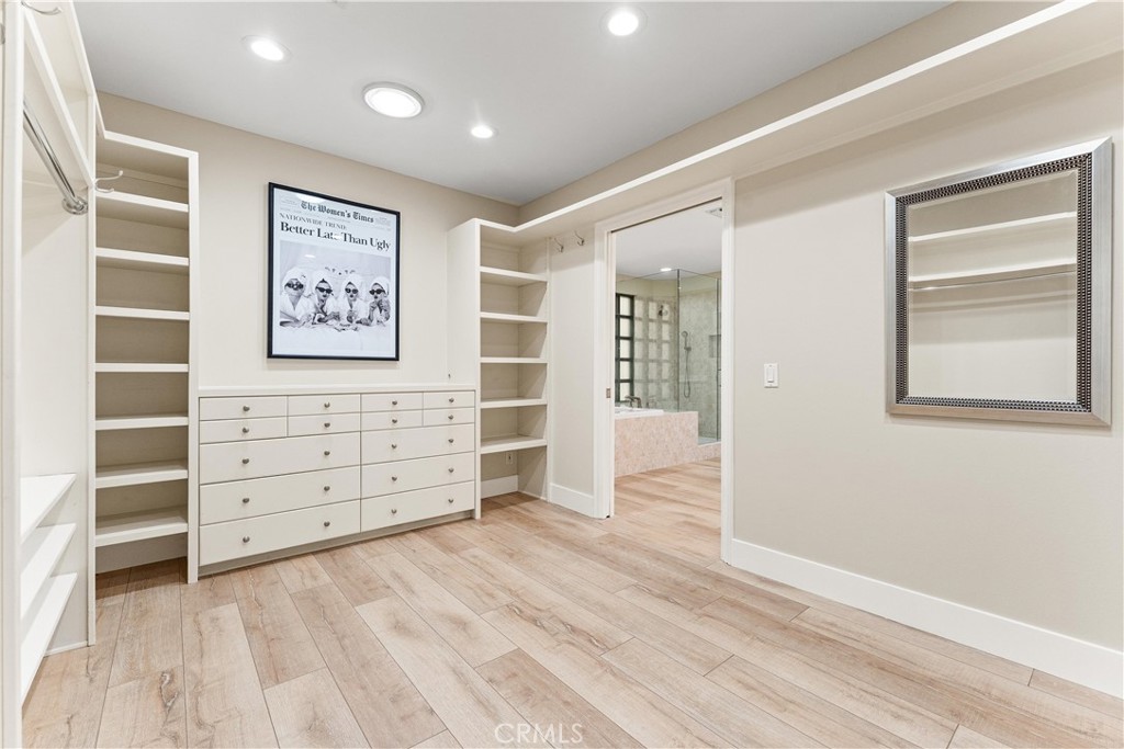 MLS #OC25217924 image #41