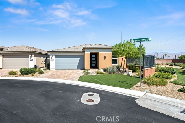 MLS #OC25218341 image #0