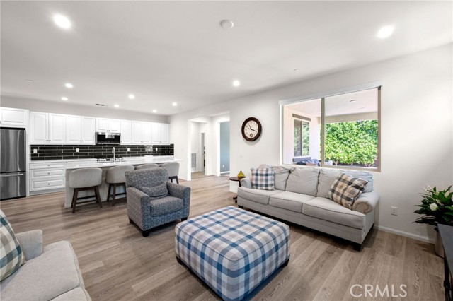 MLS #OC25218341 image #11