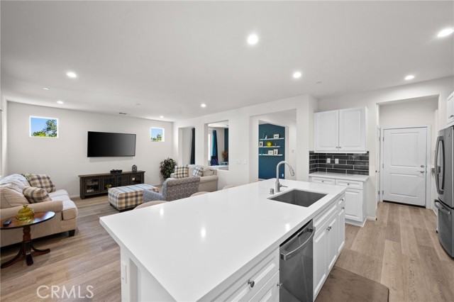 MLS #OC25218341 image #12