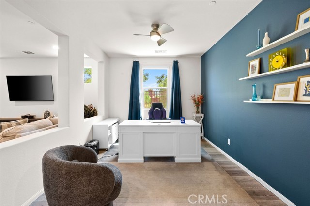 MLS #OC25218341 image #15