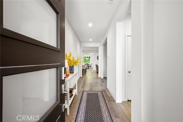 MLS #OC25218341 image #2