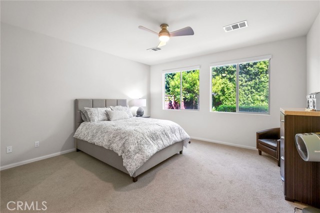 MLS #OC25218341 image #21