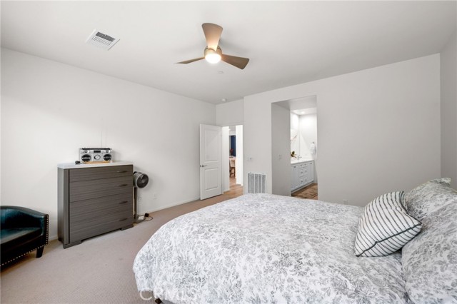 MLS #OC25218341 image #22