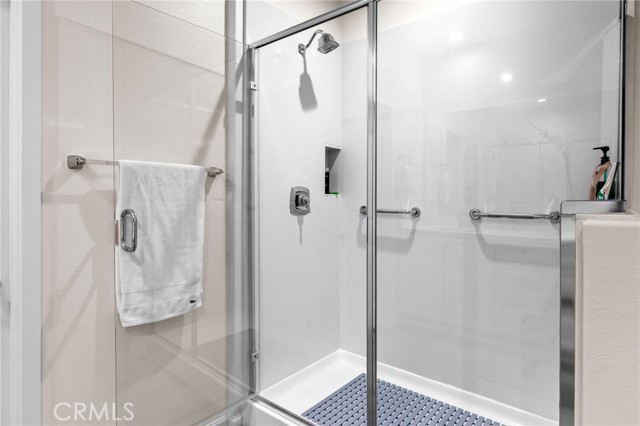 MLS #OC25218341 image #24