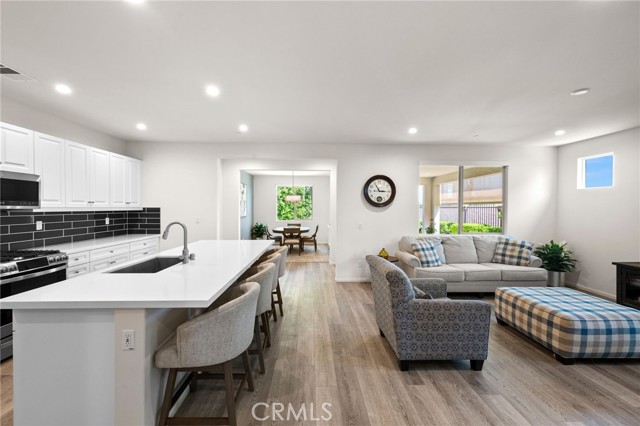 MLS #OC25218341 image #5