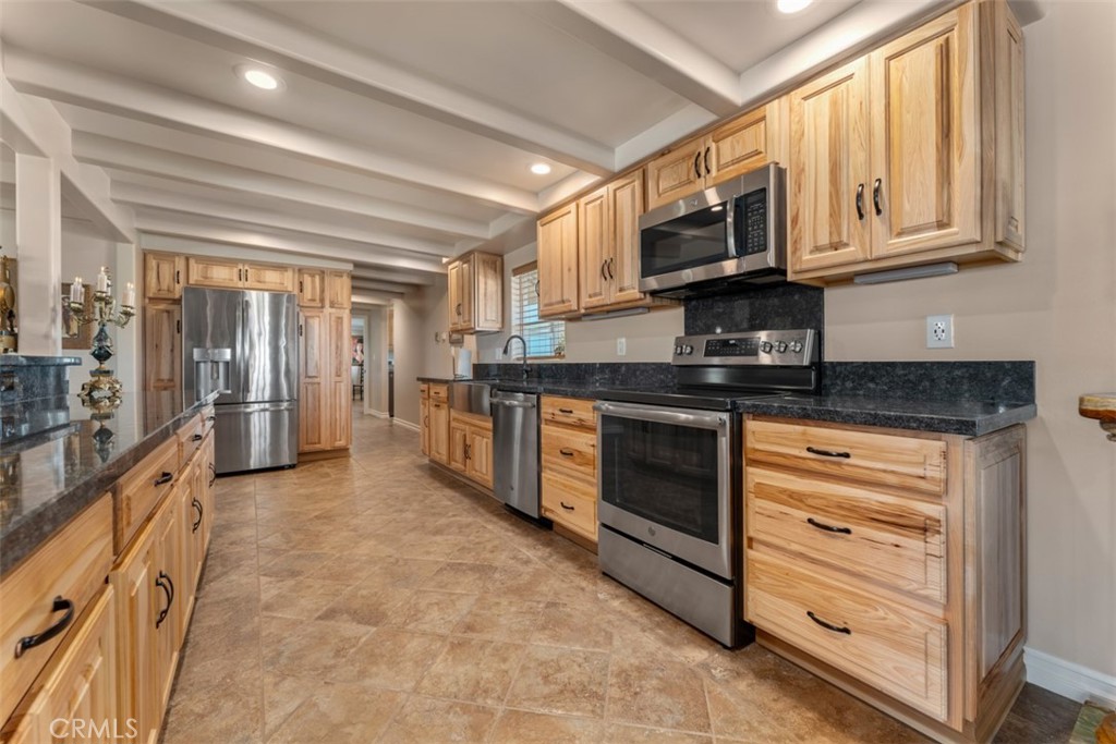 MLS #OC25218944 image #10