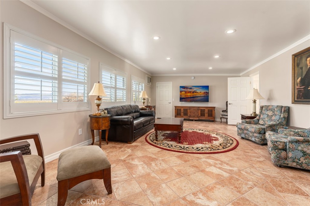 MLS #OC25218944 image #28