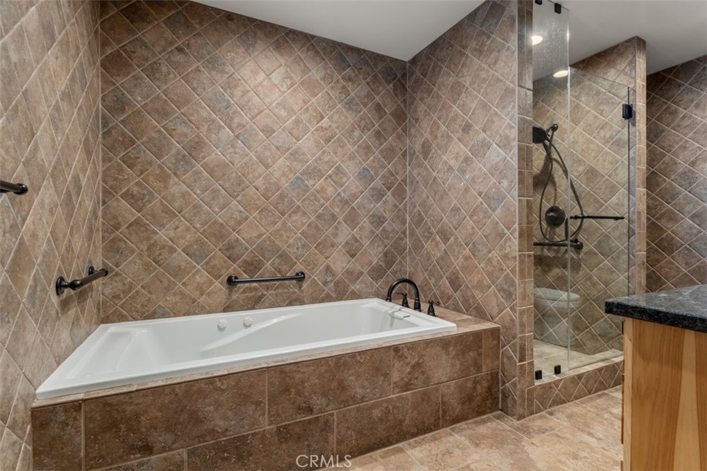 MLS #OC25218944 image #35