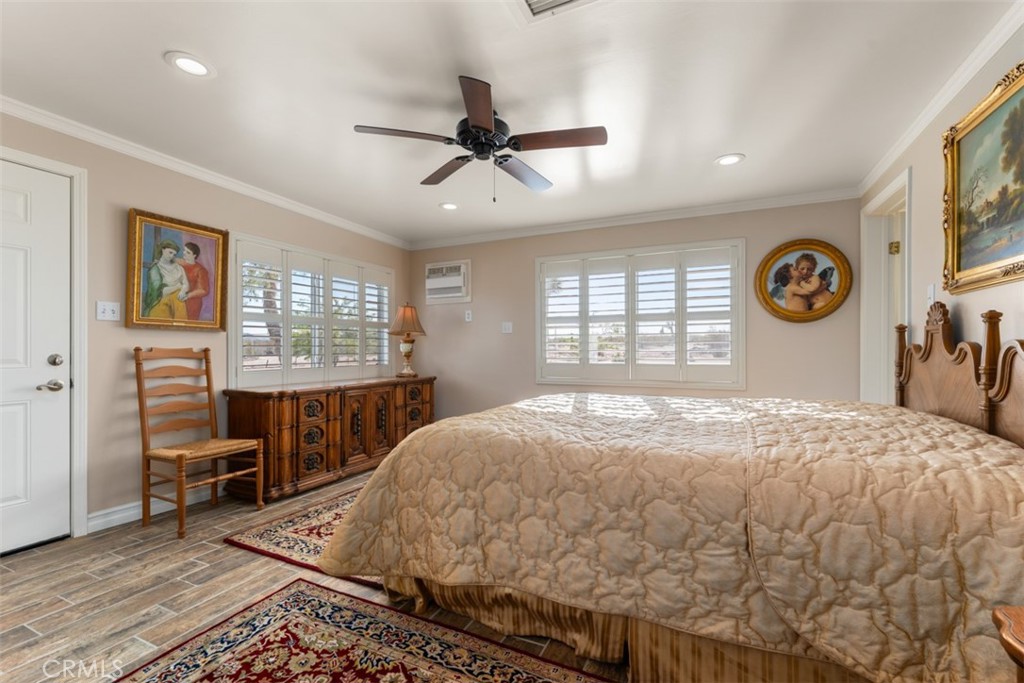 MLS #OC25218944 image #39