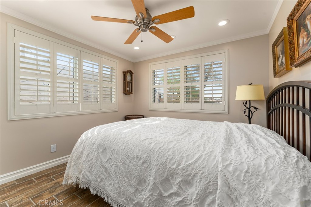 MLS #OC25218944 image #41