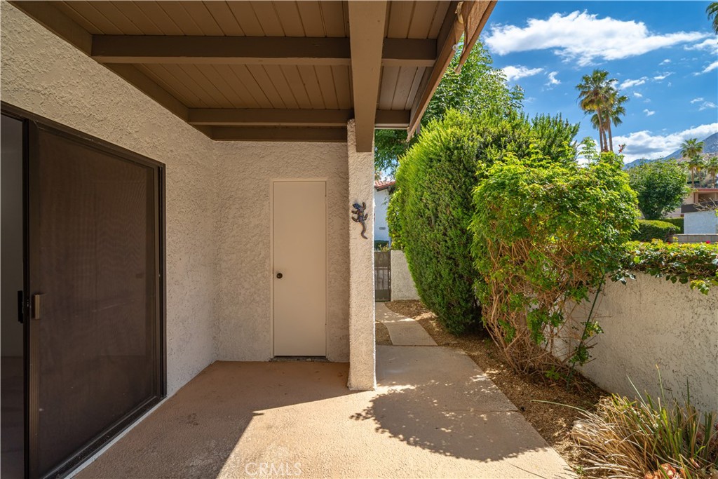 MLS #OC25219571 image #4