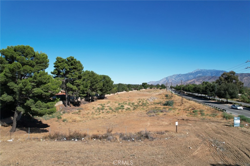 MLS #OC25222568 image #2