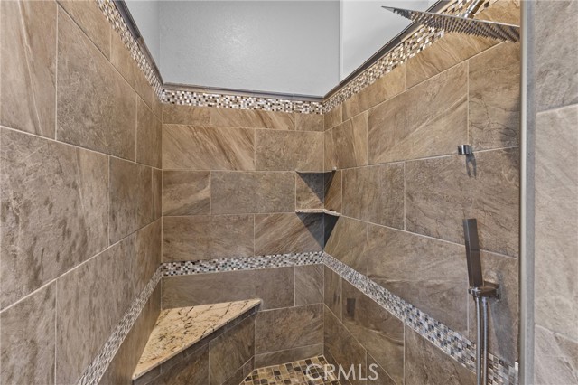 MLS #OC25223334 image #17