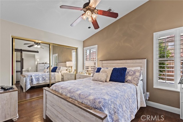 MLS #OC25223334 image #18