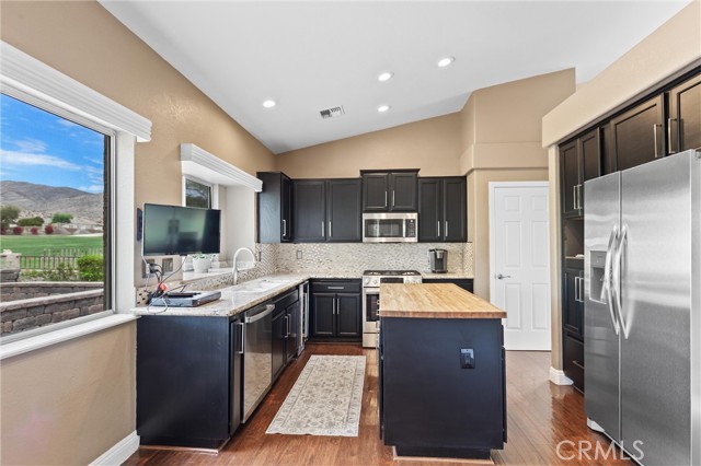 MLS #OC25223334 image #6