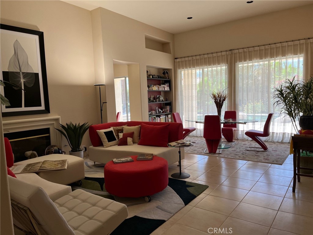 MLS #OC25223364 image #14