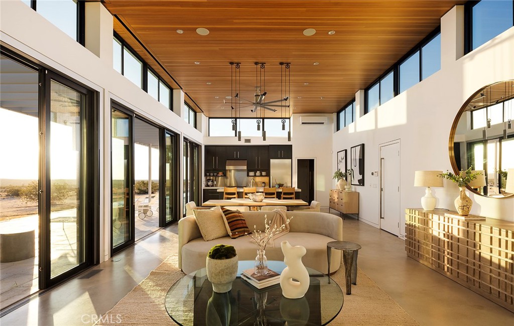 MLS #OC25225940 image #14